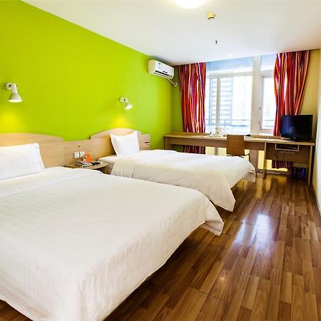 7Days Inn Guangzhou Nonglinxia Road Ouzhuang Subway Station Eksteriør billede