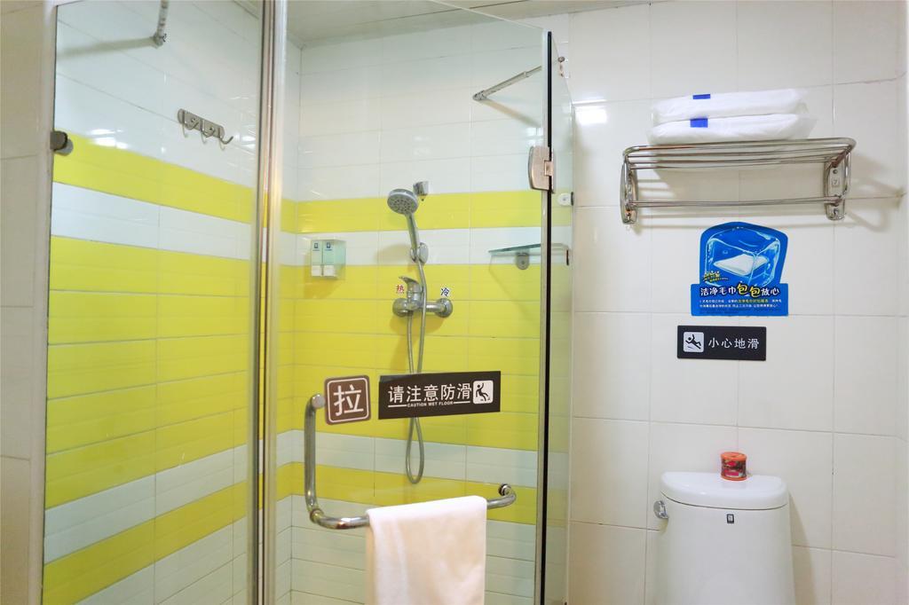 7Days Inn Guangzhou Nonglinxia Road Ouzhuang Subway Station Eksteriør billede